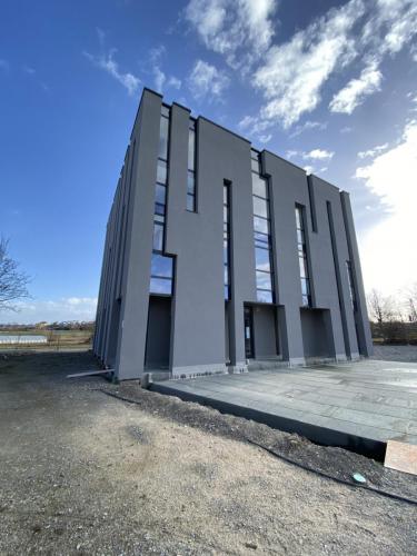 0CCADF3B-262F-400F-8C74-6AE0AAC5D1F5